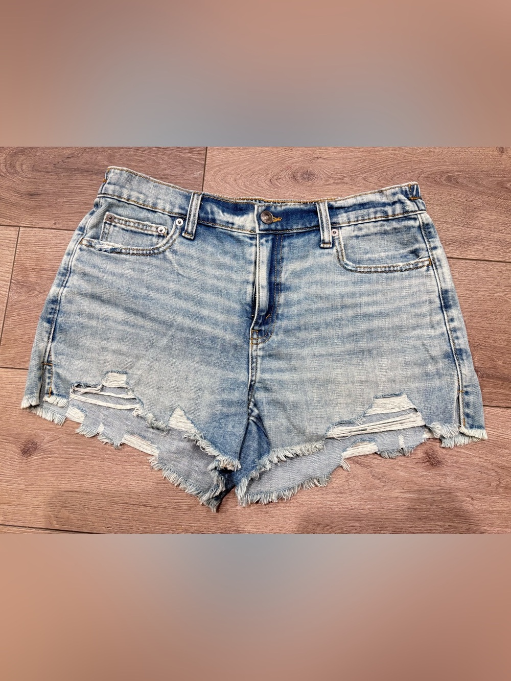 NWT Aerie Daydream Denim Jean shorts M medium